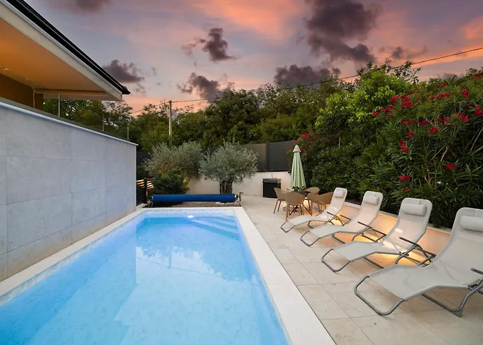 Lulani Pool Appartement