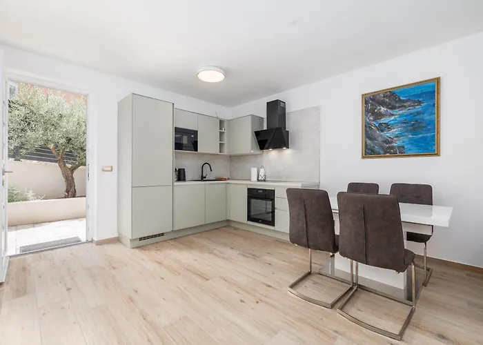 Appartement Lulani Pool Soline (Krk)