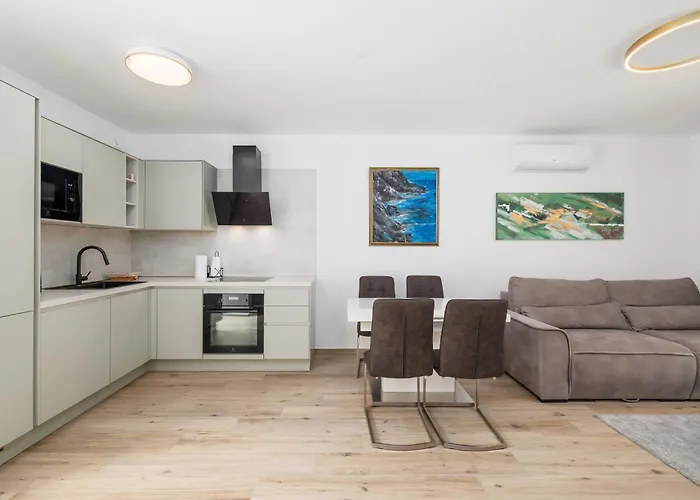 Lulani Pool Soline (Krk)