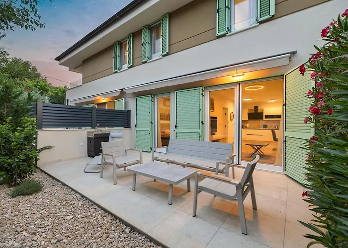 Lulani Pool * Soline (Krk)