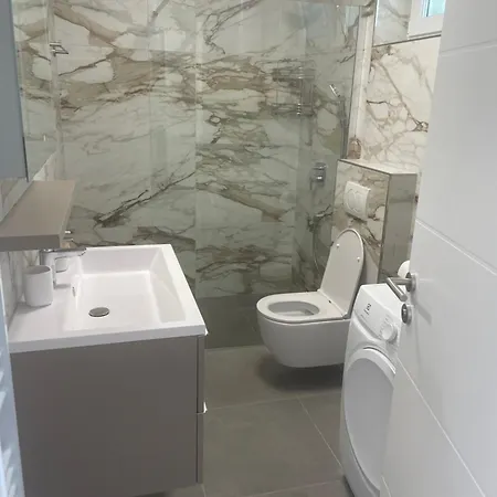 Apartman Lulani Pool Soline