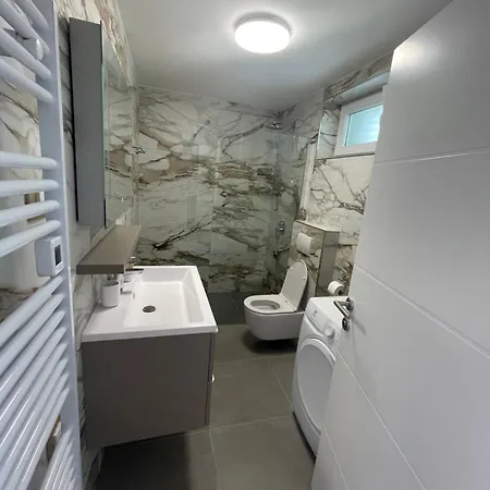 Apartman Lulani Pool