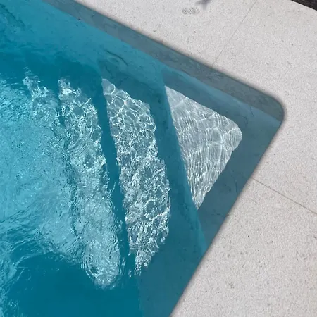 Lulani Pool Soline