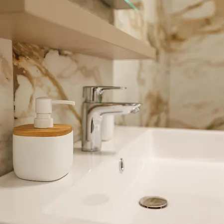 Apartament Lulani Pool