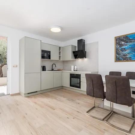 Lägenhet Lulani Pool Soline (Krk)