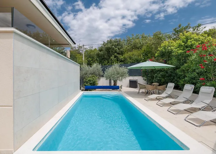 Lulani Pool 公寓 索利纳