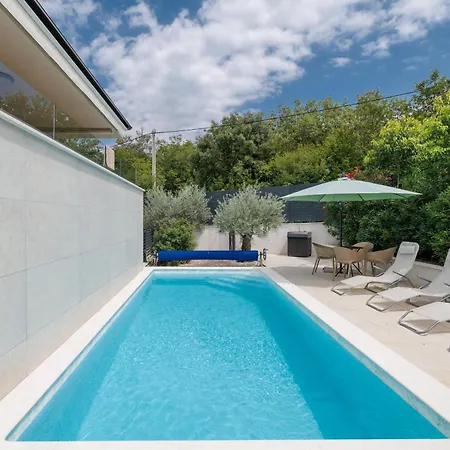 Lulani Pool Apartament Soline (Krk)